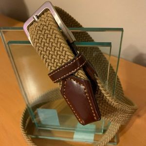 Italian made belt without holes.